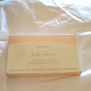 Mary Kay compart container new